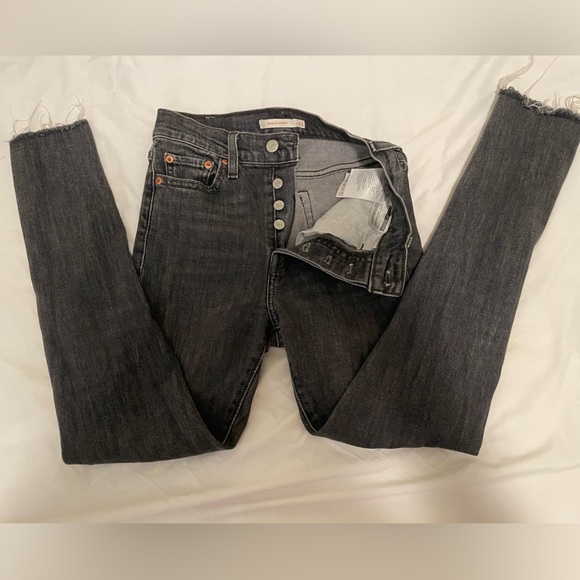 WEDGIE SKINNY LEVIS SIZE 25 - Picture 6 of 9